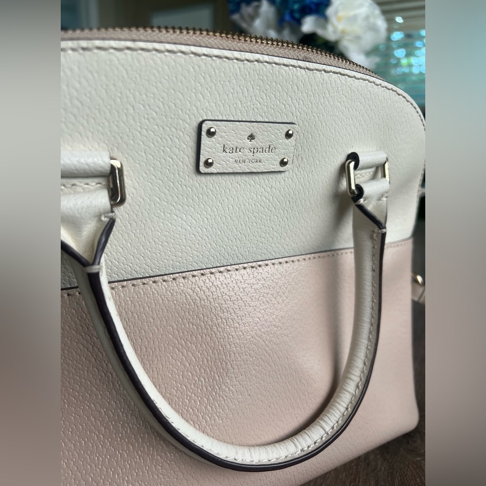 Kate Spade two- toned purse with strap